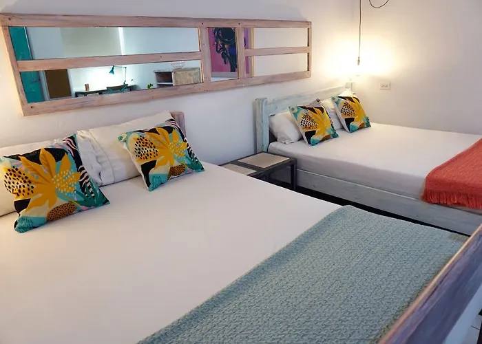 Flamingo Hostel & Coworking